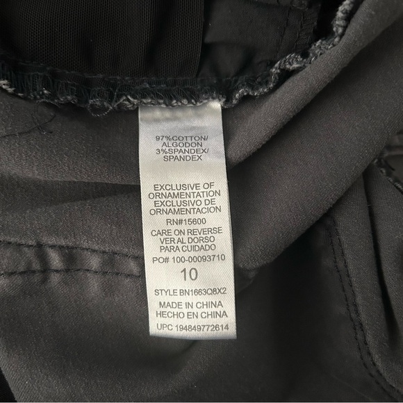 Democracy “Ab” Technology Pants | Size 10 - Picture 6 of 7